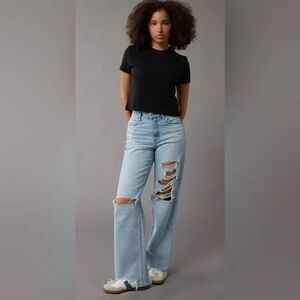 American Eagle Outfitters Light Blue Distressed Jeans